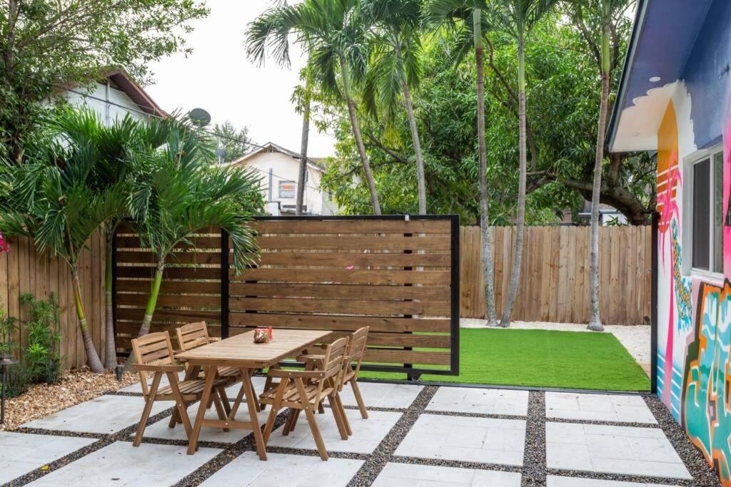 Villa Casa Madeira @ The Heart Of Miami Design District Exterior foto